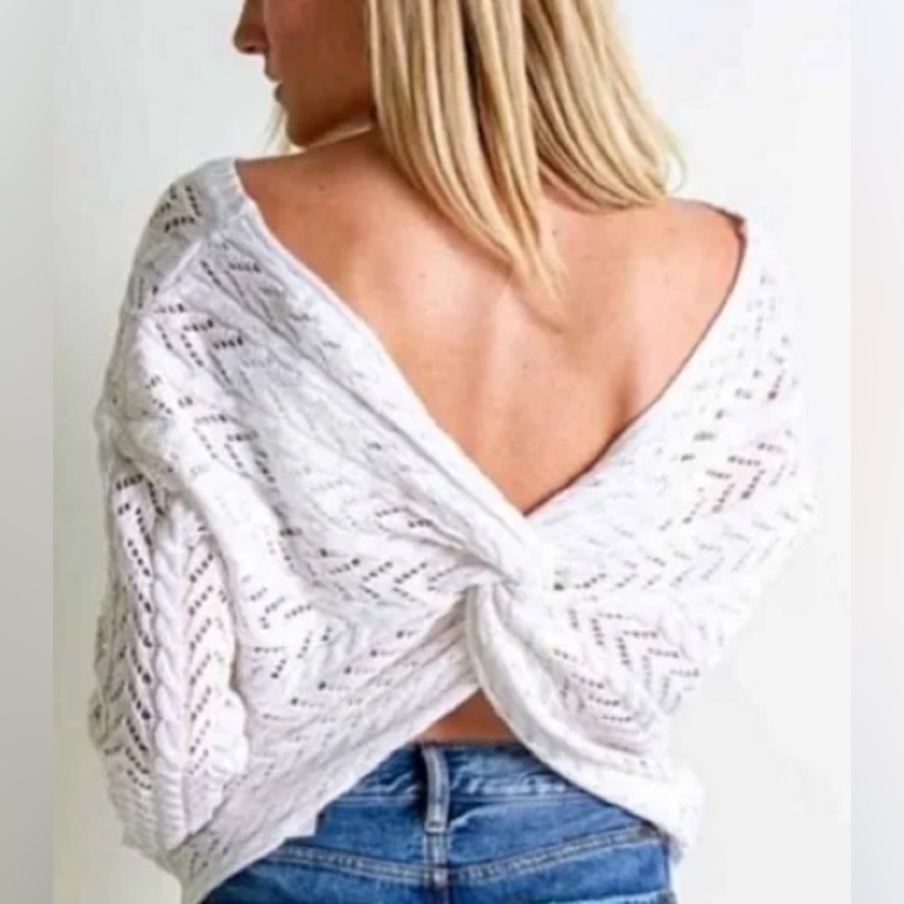 Jessica Simpson Tan Twist Back Sweater
